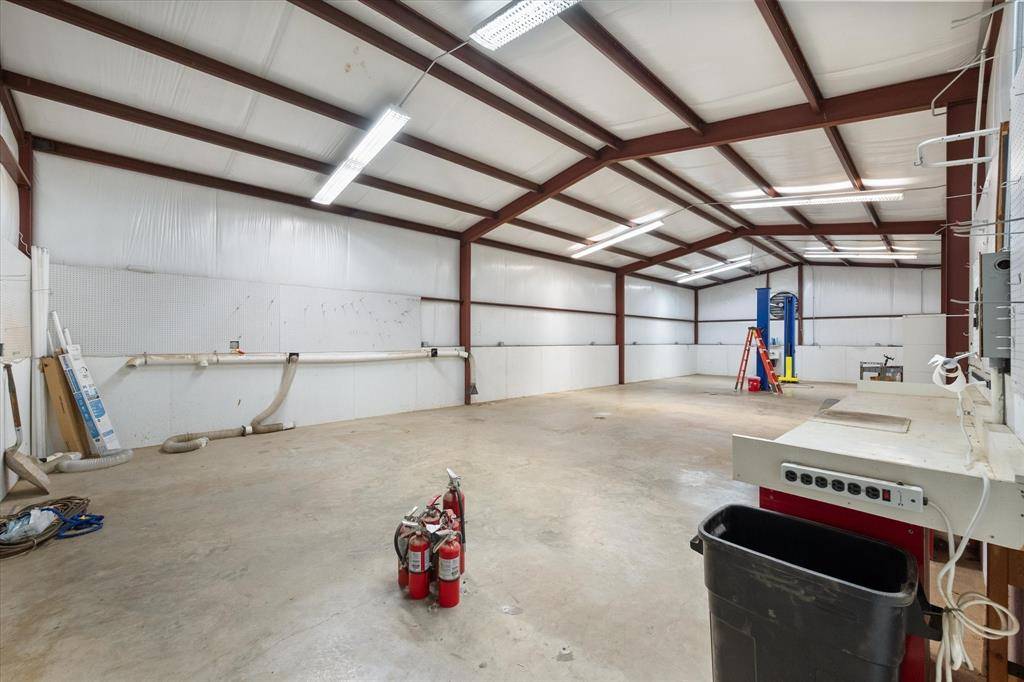 4212 Oak Drive, Alvarado, TX 76009