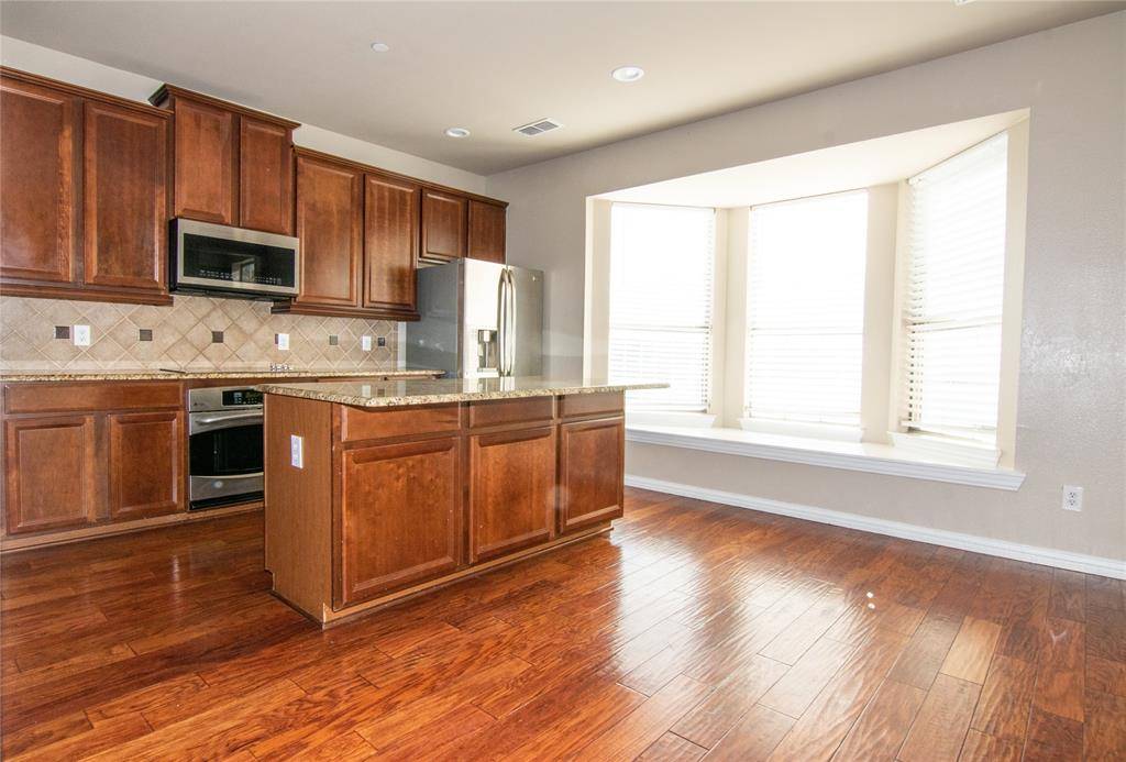 2557 Jacobson Drive, Lewisville, TX 75067