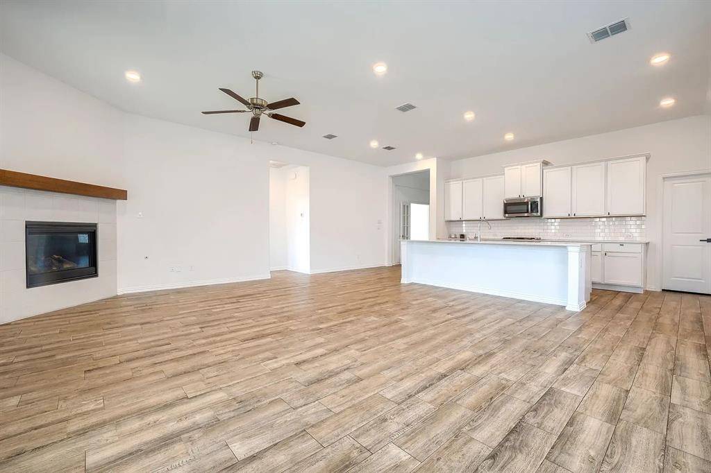 1729 Ordonez Drive, Little Elm, TX 75068