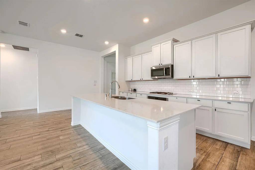 1729 Ordonez Drive, Little Elm, TX 75068