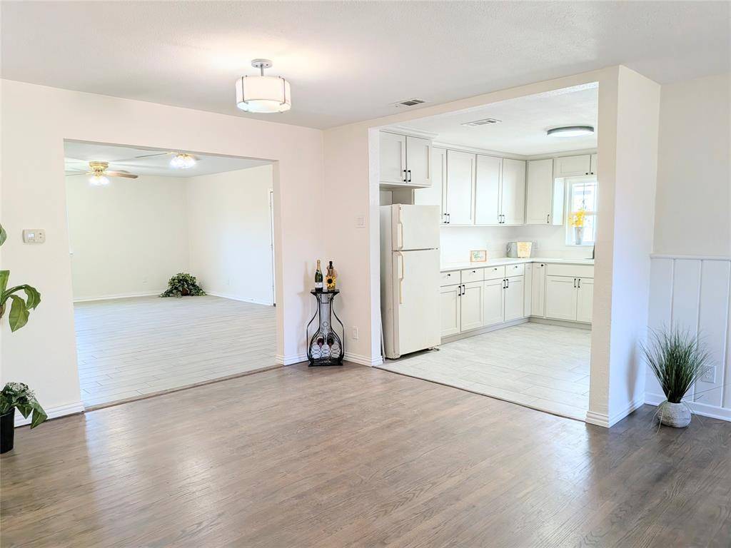 3051 UTAH Avenue, Dallas, TX 75216