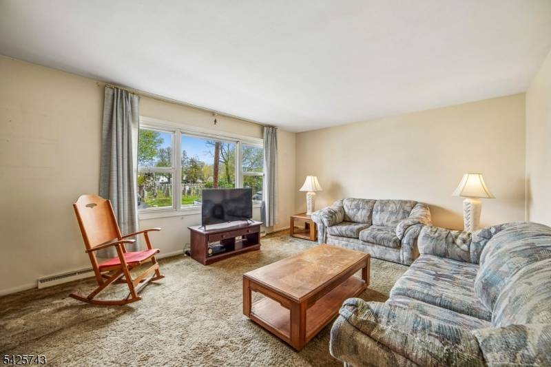 31 Division St, Bloomfield Twp., NJ 07003