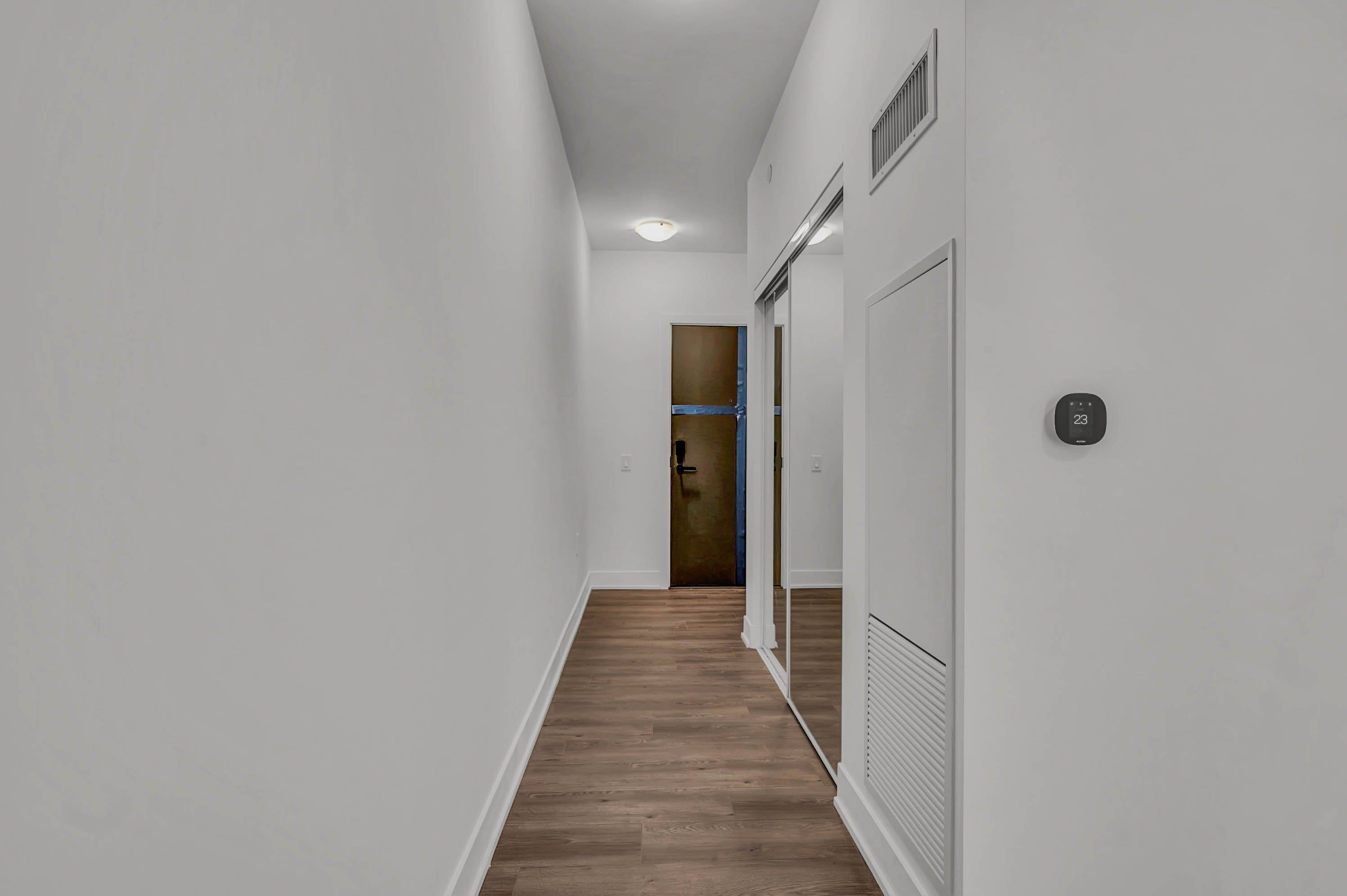 2088 James ST #503, Burlington, ON L7R 0H2