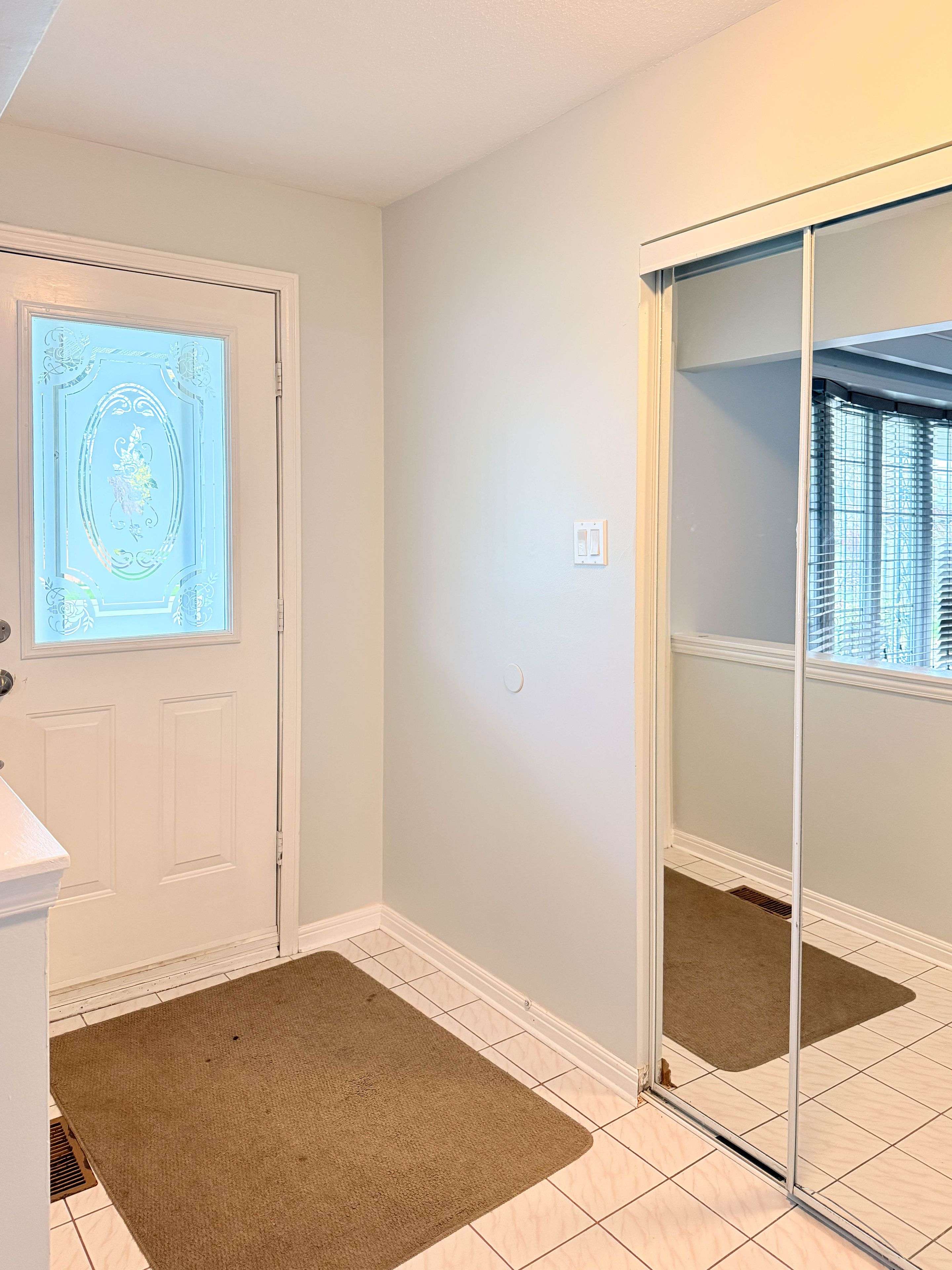 526 Chamberlain RD, Burlington, ON L7L 2V1