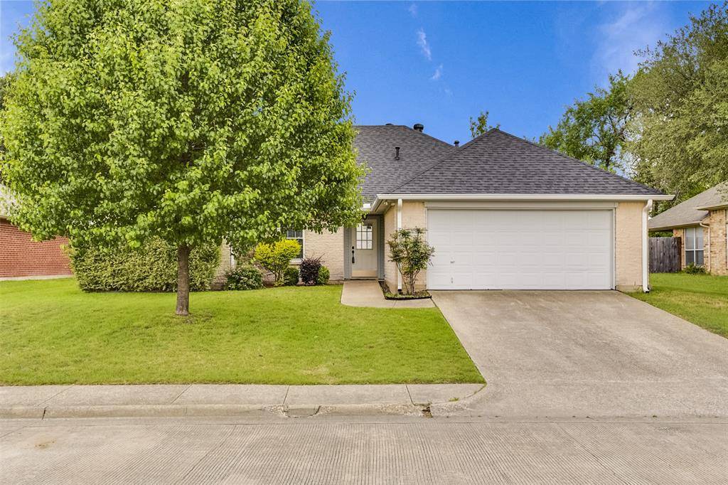 603 Columbia Avenue, Waxahachie, TX 75165