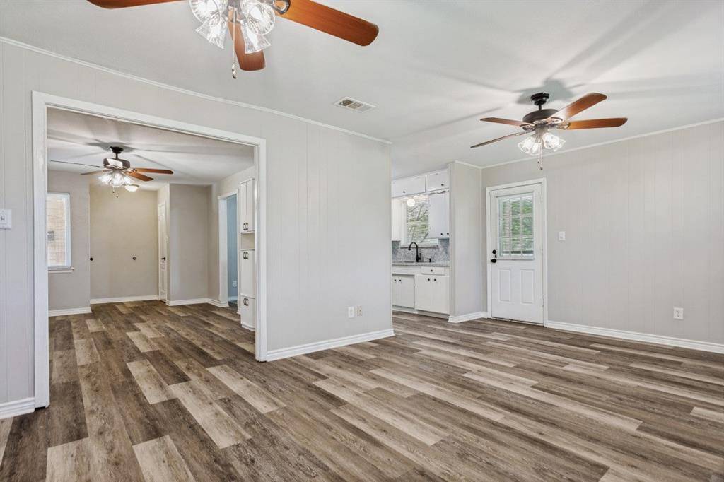 201 Wofford Way, Saginaw, TX 76179