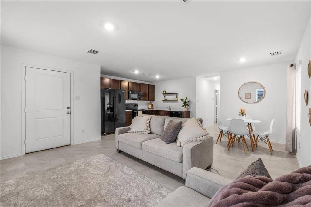 8631 Cottage Creek Drive #21, Fort Worth, TX 76123