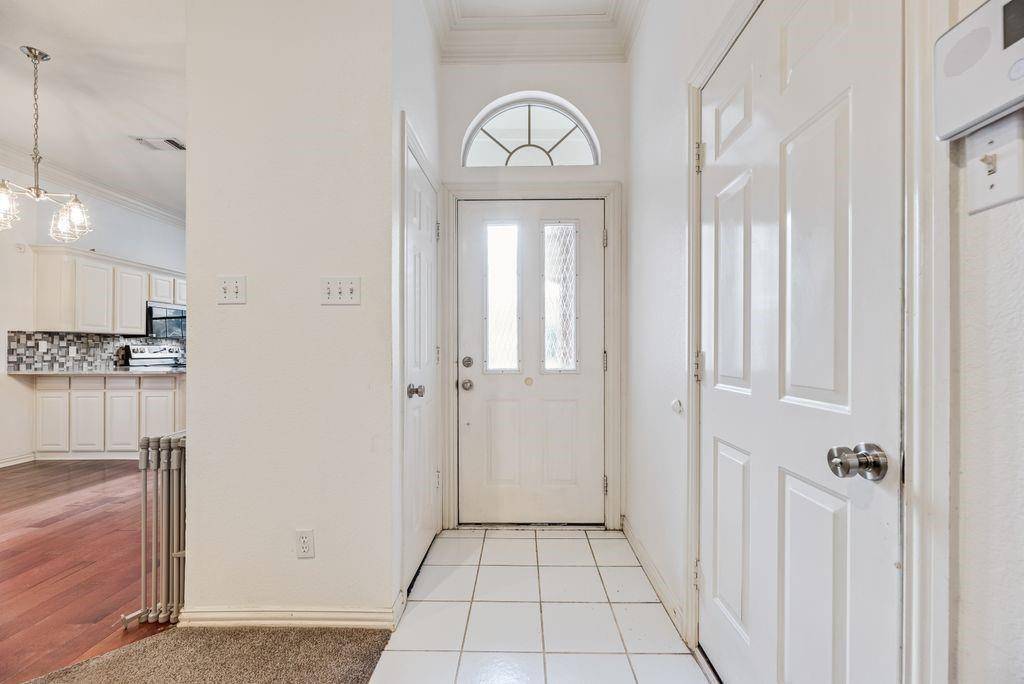 4815 Ashworth Court, Arlington, TX 76017