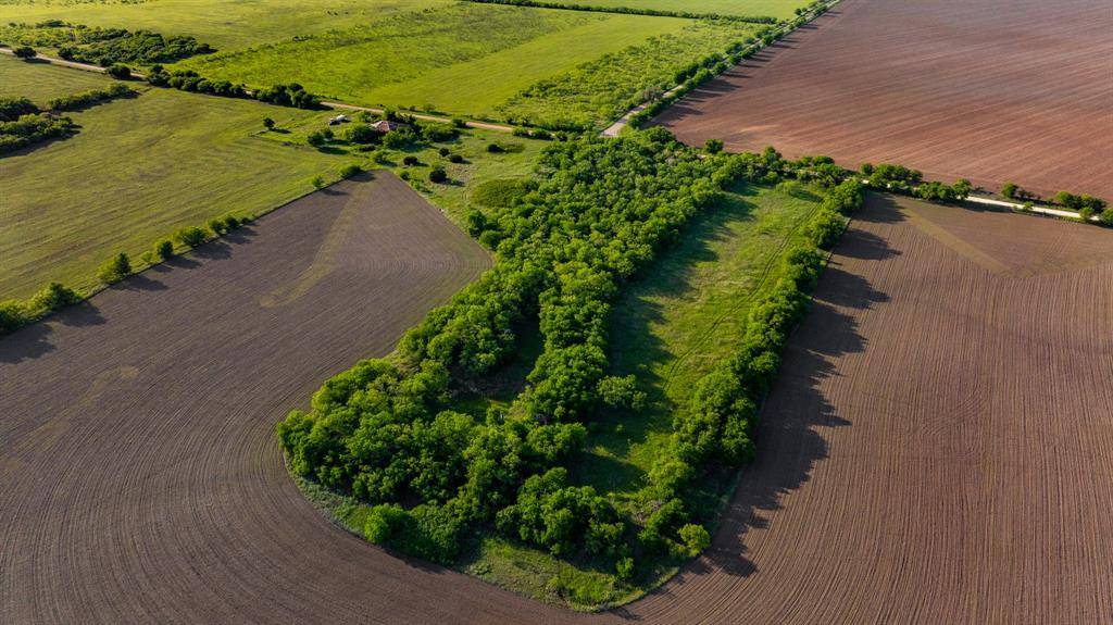 901 County Road 160, Burkett, TX 76828