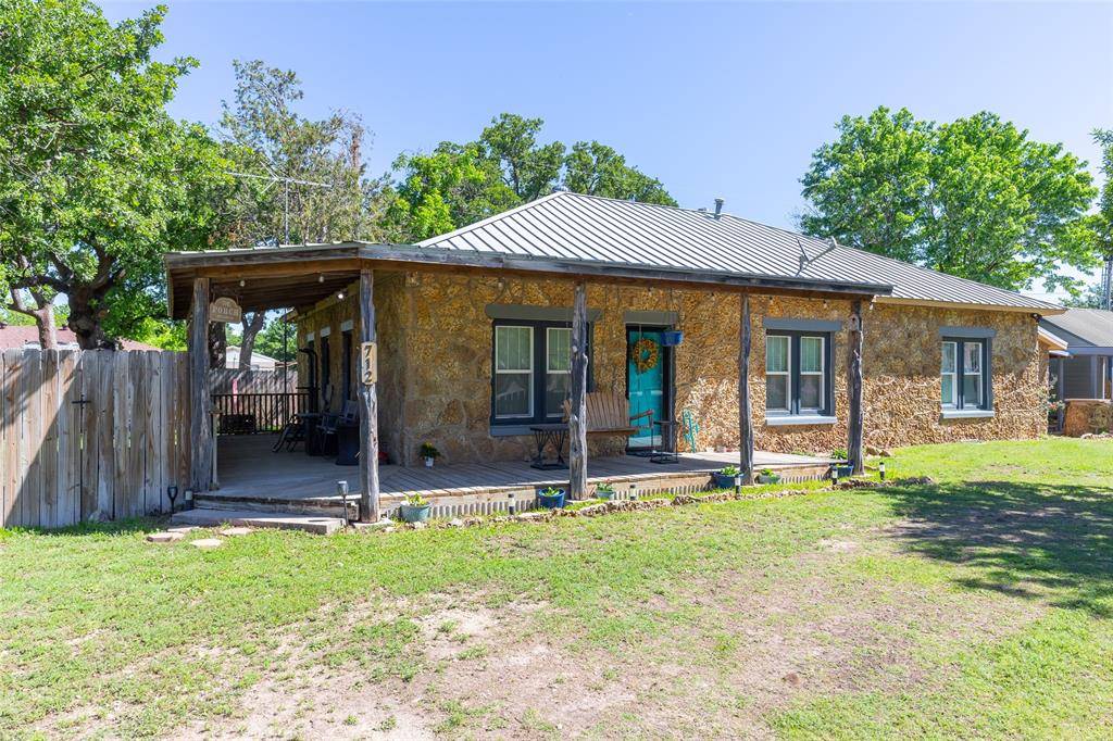 712 Tanglewood Drive, Clyde, TX 79510