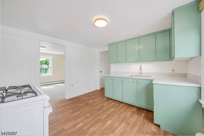 167 Sicomac Rd, North Haledon Boro, NJ 07508