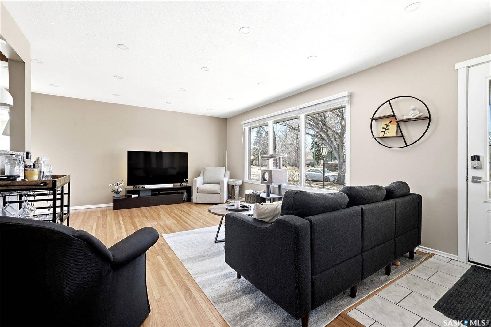 3013 Grant ROAD, Regina, SK S4S 5G6