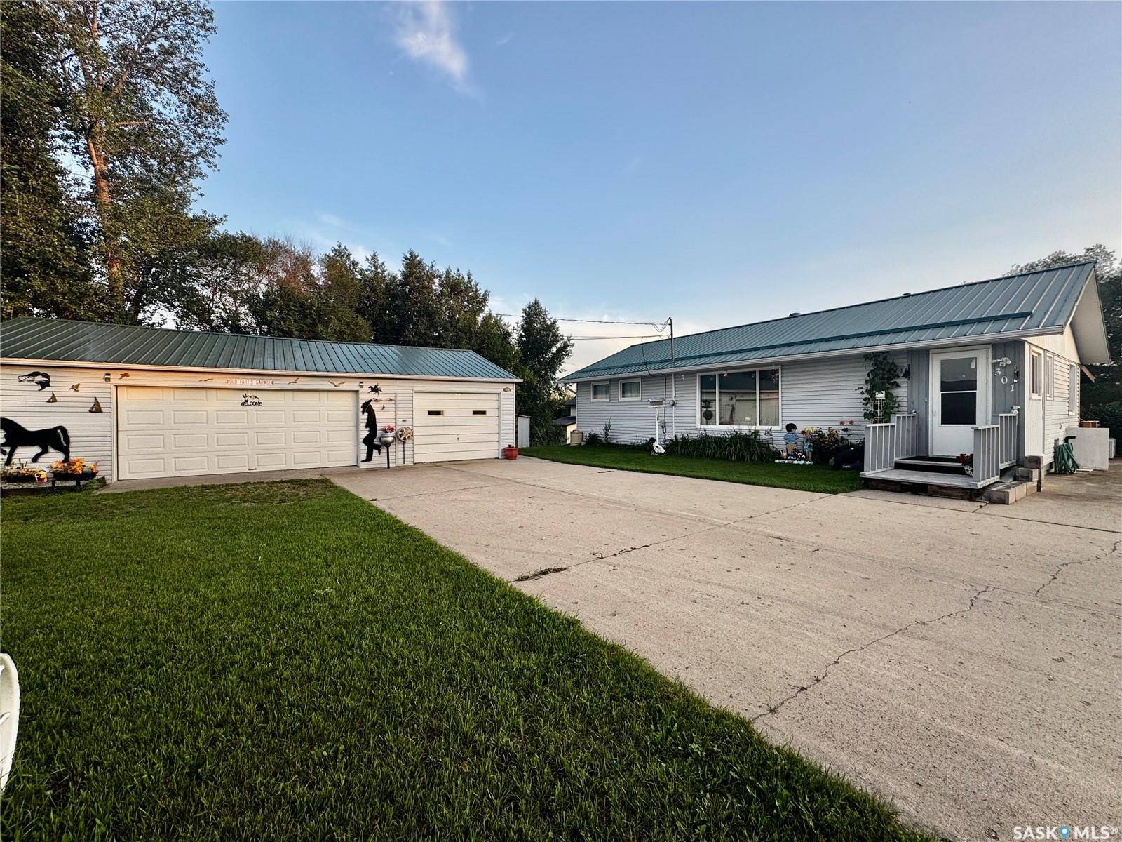 301 1st AVENUE SE, Sturgis, SK S0A 4A0