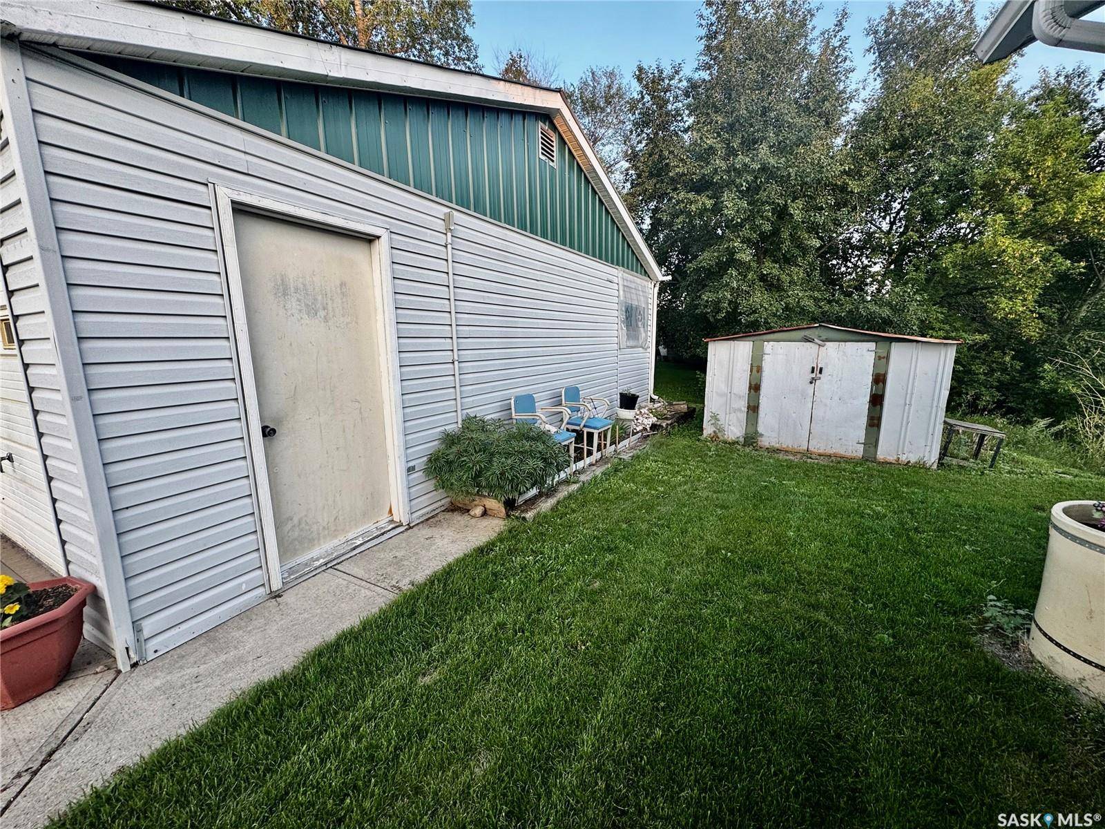 301 1st AVENUE SE, Sturgis, SK S0A 4A0