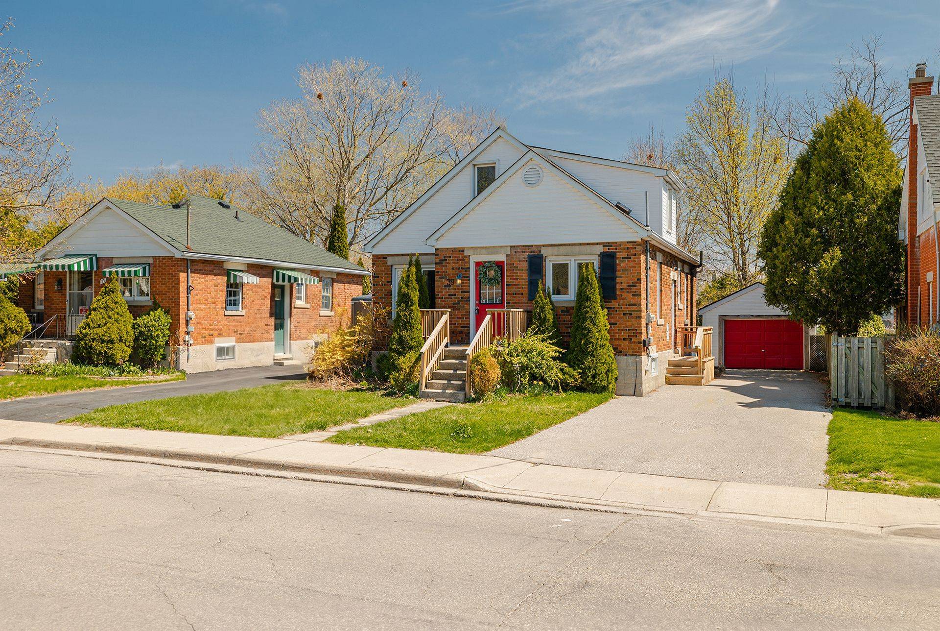 39 Glenmorris ST, Cambridge, ON N1S 2Y1