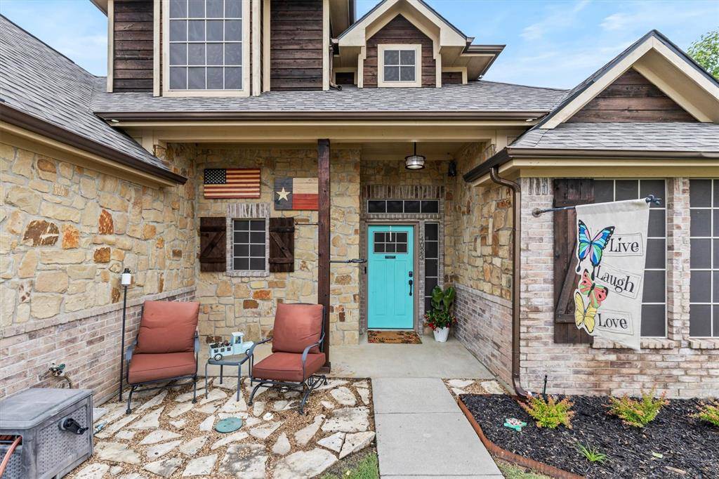 4023 Wagon Wheel Drive, Sanger, TX 76266