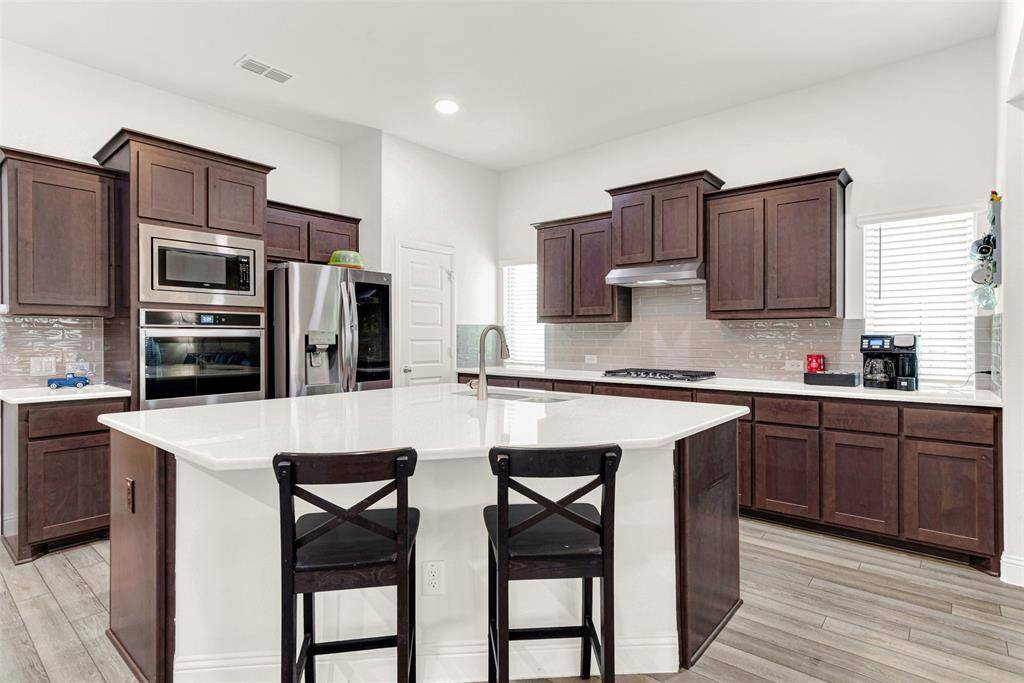 817 Amy Boulevard, Anna, TX 75409