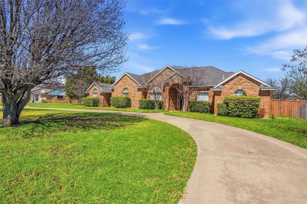 424 Country Ridge Lane, Red Oak, TX 75154