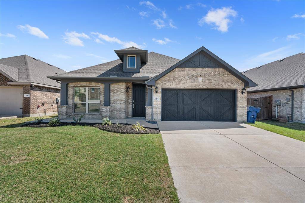 214 Garden Grove Drive, Waxahachie, TX 75165