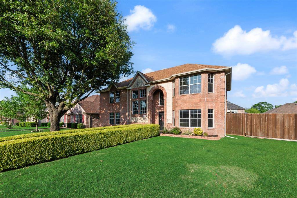 703 Harvest Glen Drive, Cedar Hill, TX 75104
