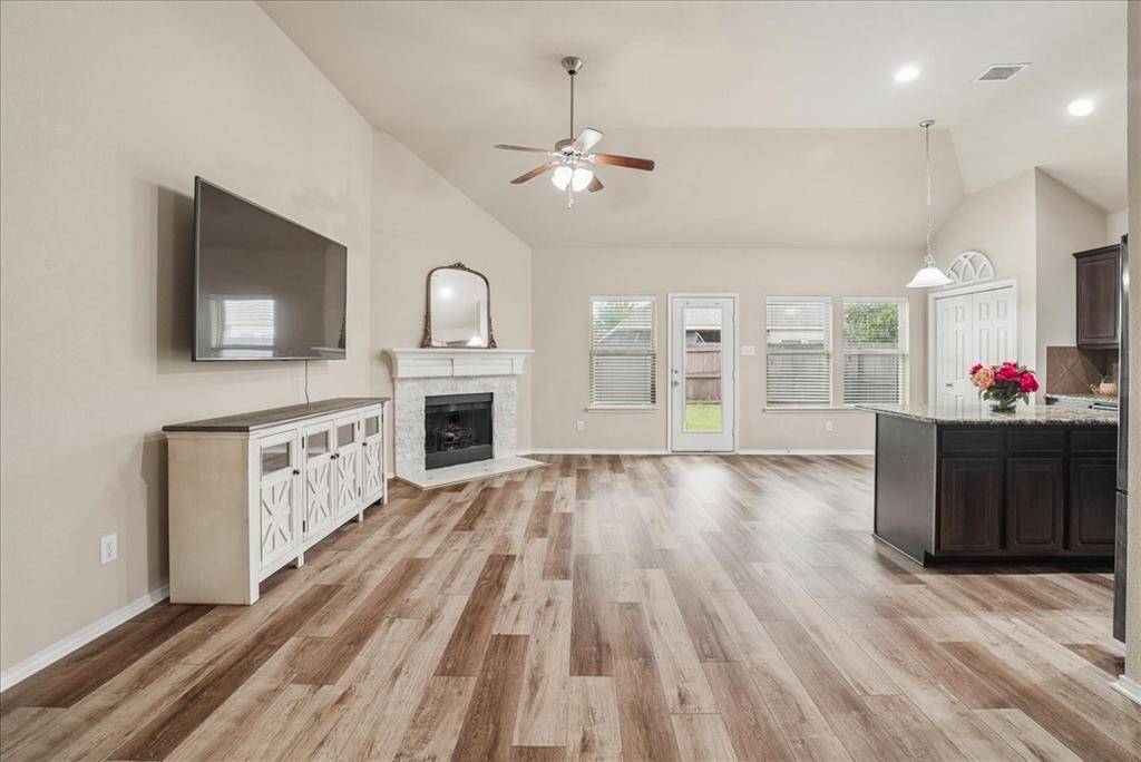 1400 Villa Paloma Boulevard, Little Elm, TX 75068