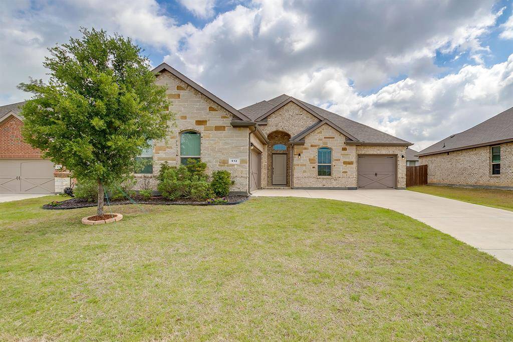 912 Bailey Lane, Mansfield, TX 76063