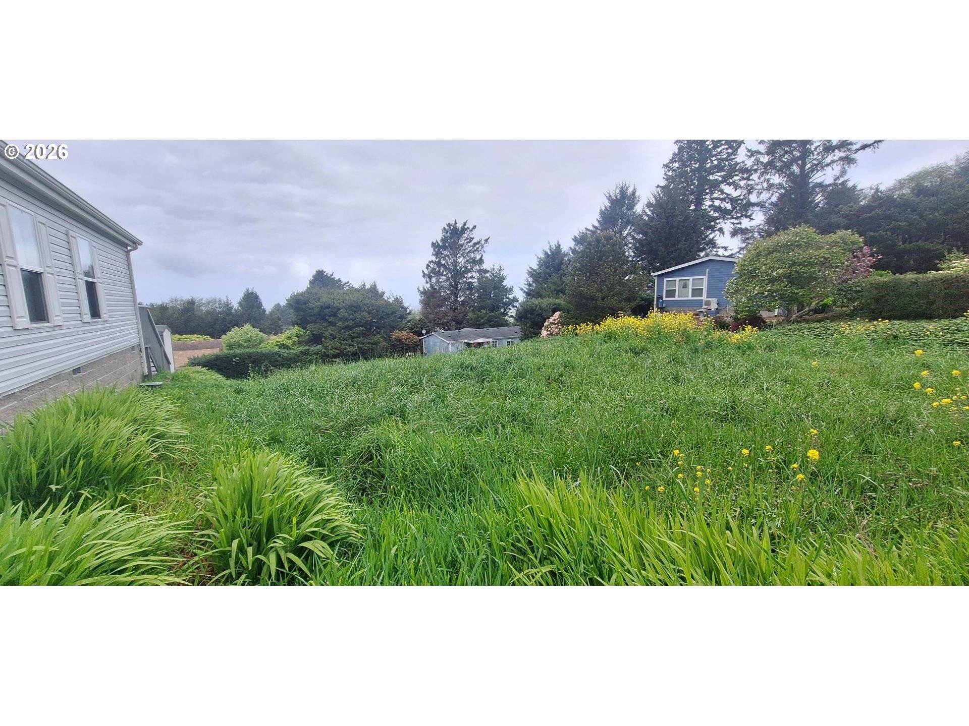 87 GREENHILL DR, Yachats, OR 97498