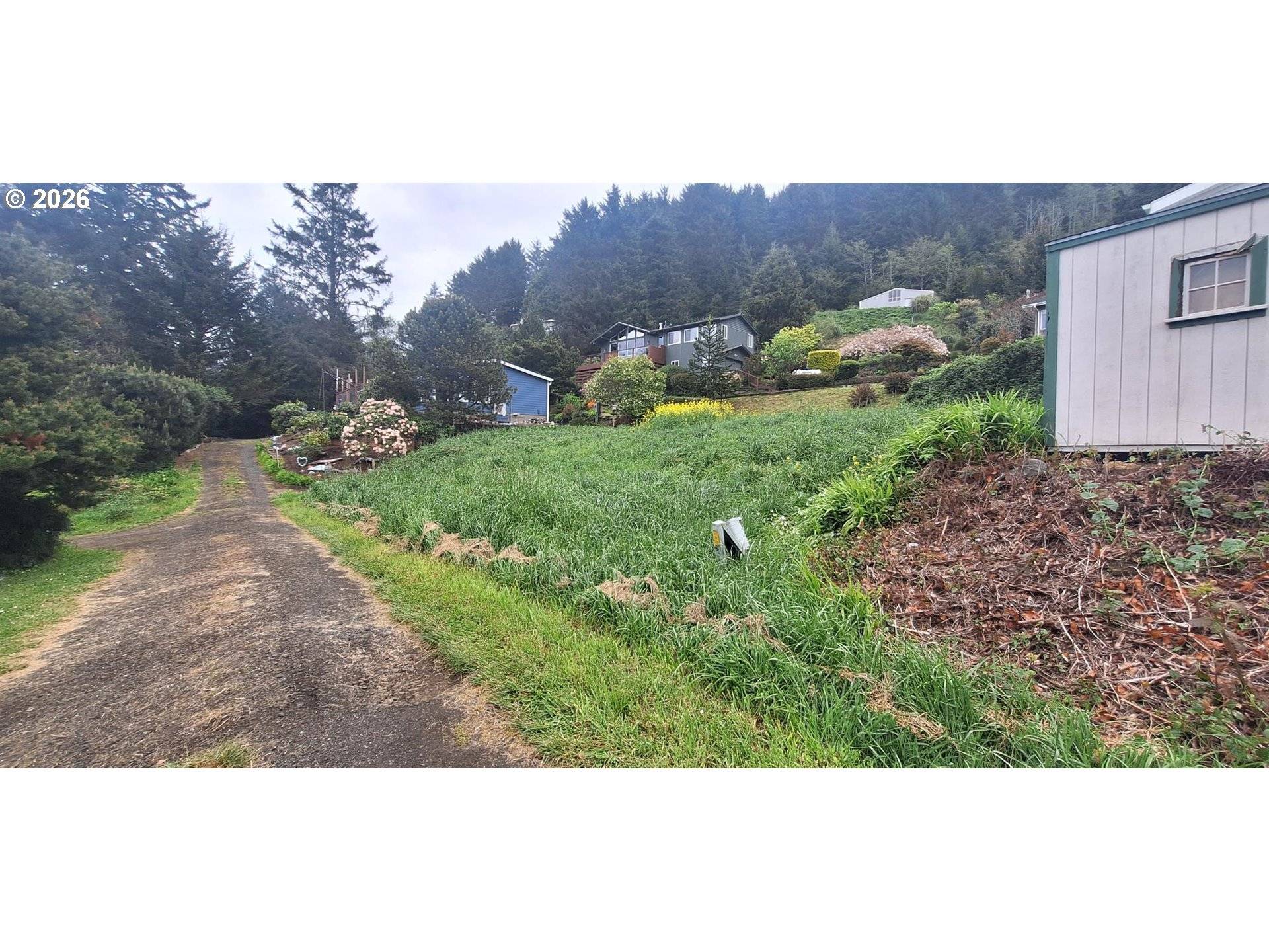 87 GREENHILL DR, Yachats, OR 97498