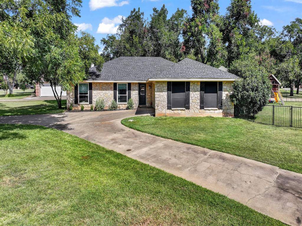 6103 Prospect Hill Drive, Granbury, TX 76049