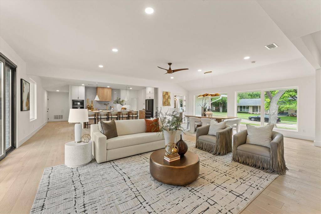 7210 Baxtershire Drive, Dallas, TX 75230