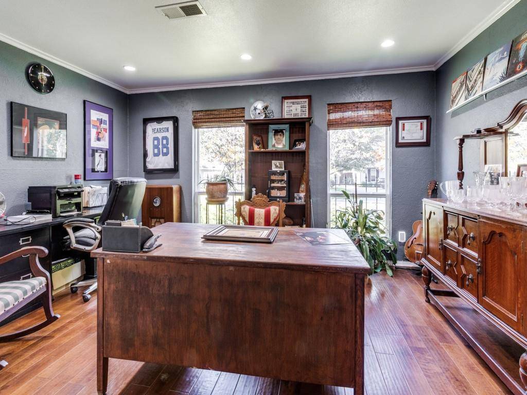 500 S Cottonwood Drive, Richardson, TX 75080