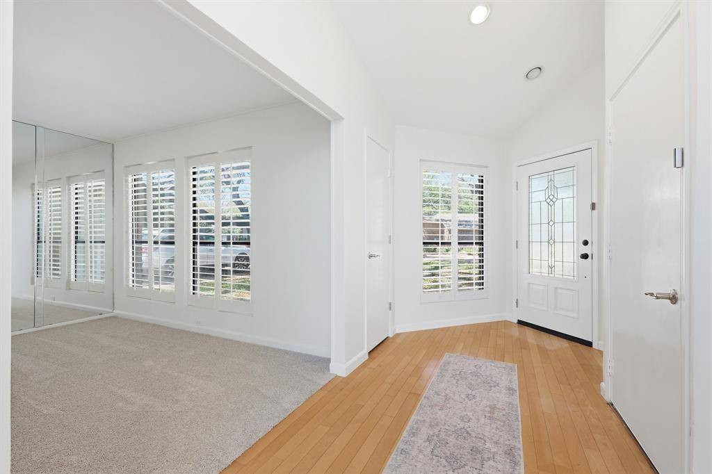 3718 Wooded Creek Drive, Farmers Branch, TX 75244