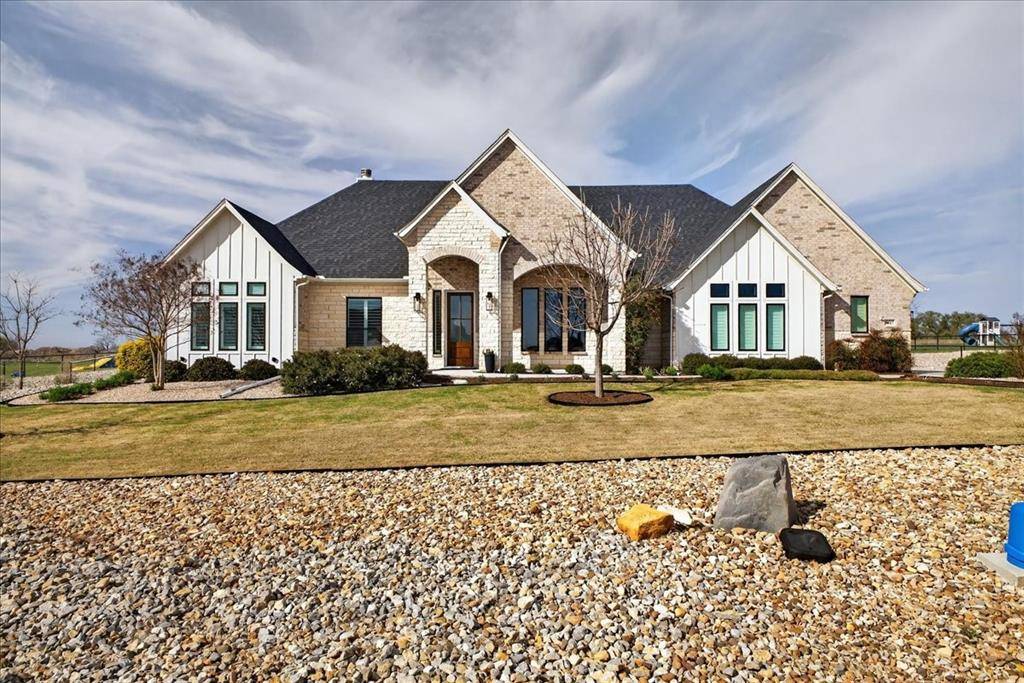 3017 Infinity Drive, Weatherford, TX 76087