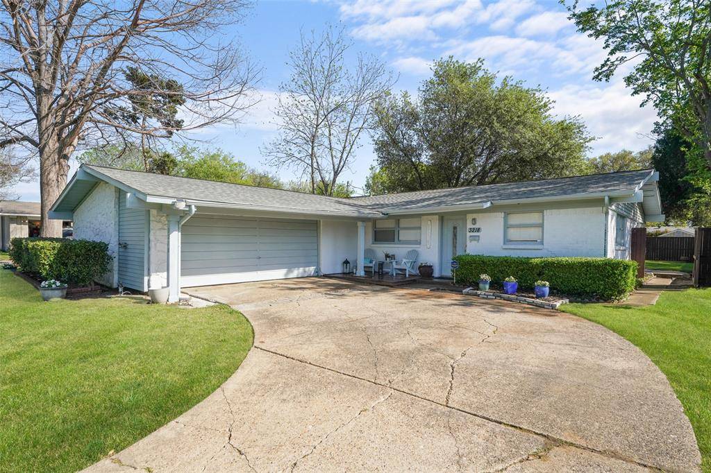 3218 Modella Avenue, Dallas, TX 75229
