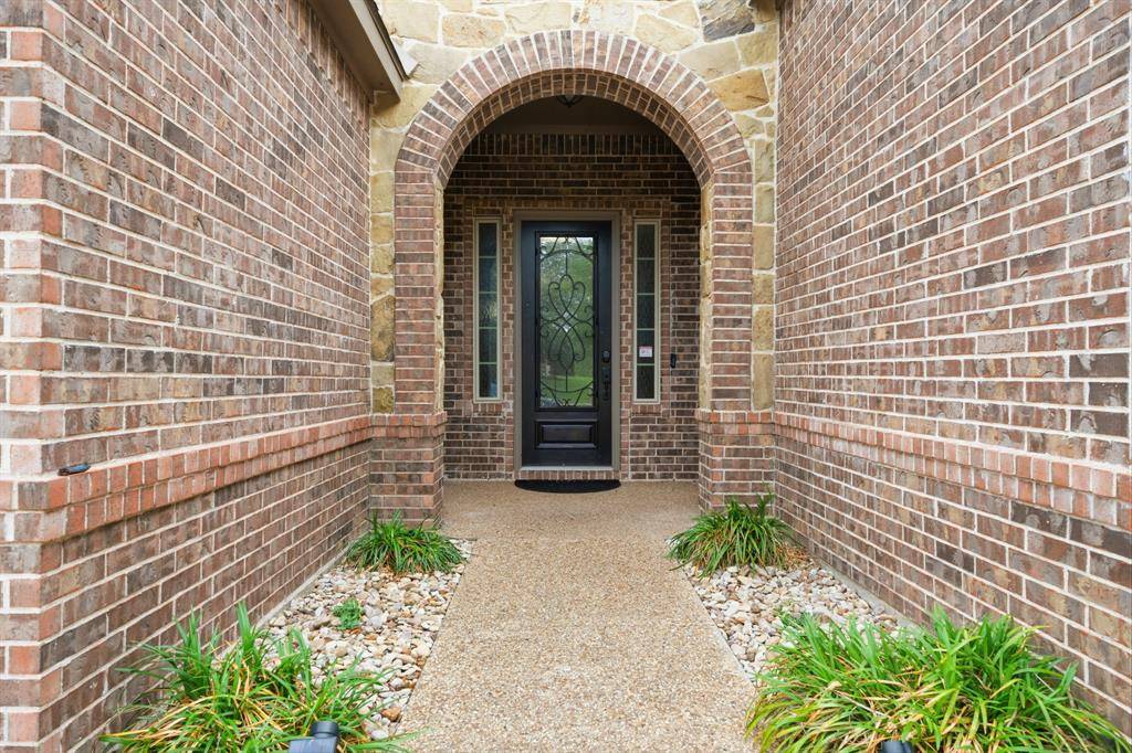 17031 Stonebriar Road, Woodway, TX 76712