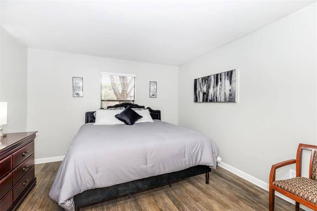 305 W Baker Road #1414, Baytown, TX 77521