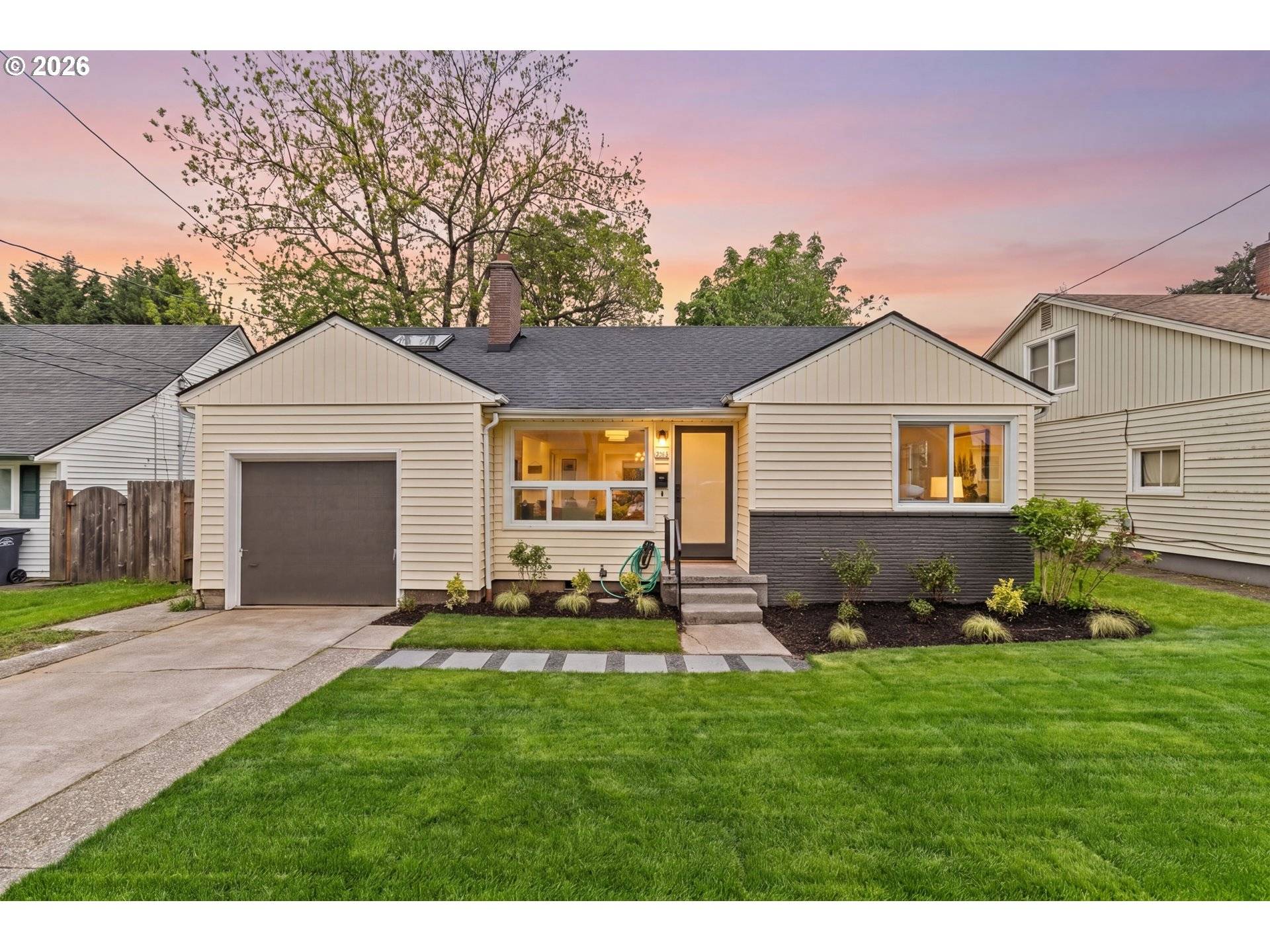 7944 N CHASE AVE, Portland, OR 97217