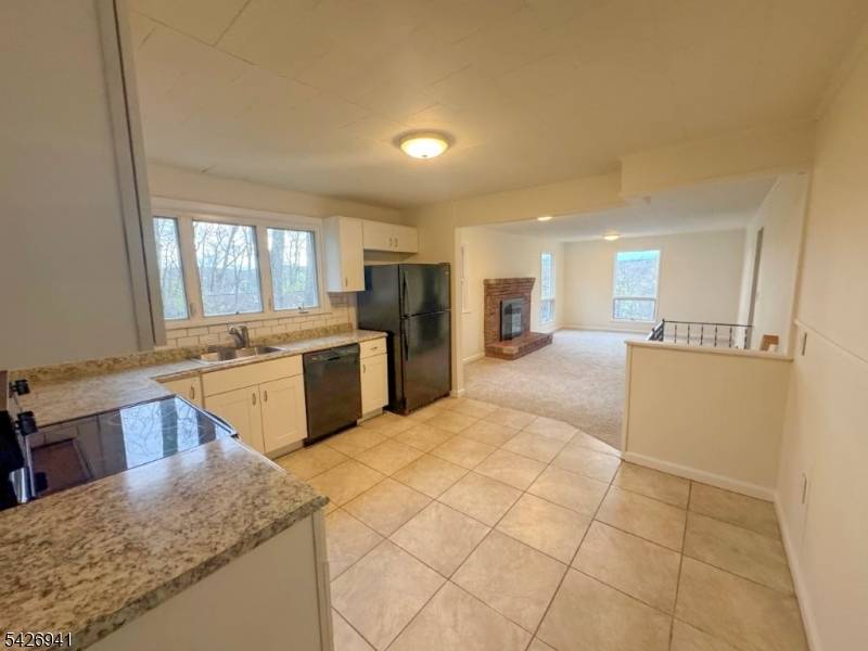 17 Clover Ter, Jefferson Twp., NJ 07849
