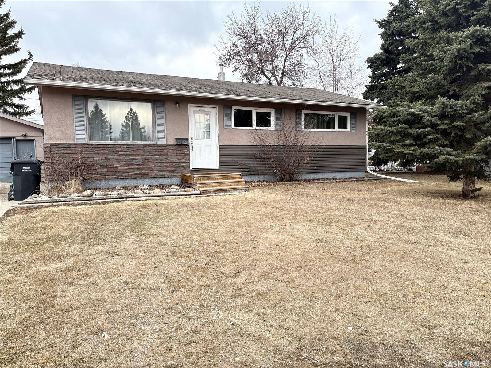 102 Bailey DRIVE, Yorkton, SK S3N 2J4