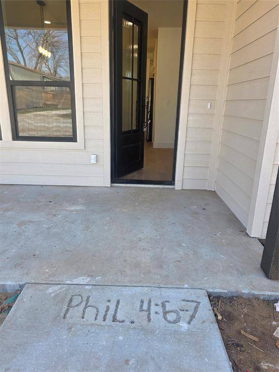 203 W Cherry Street, Nocona, TX 76255