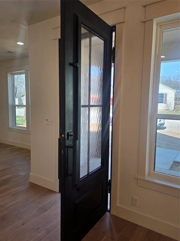 203 W Cherry Street, Nocona, TX 76255