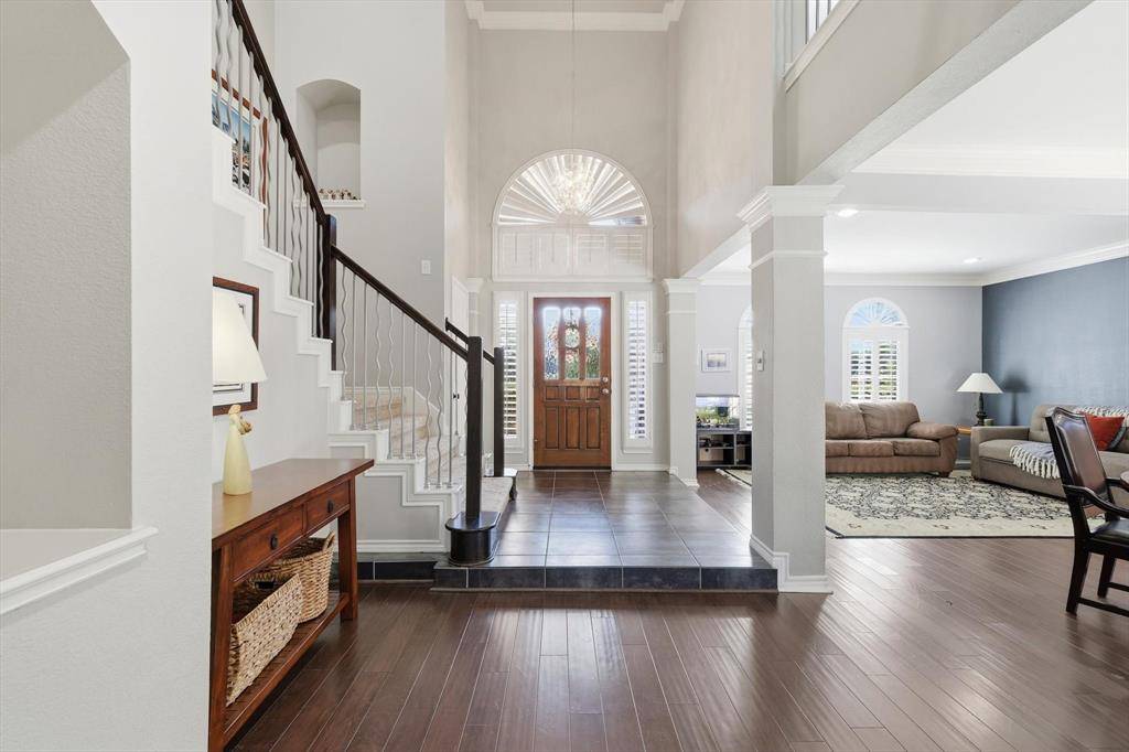 943 Kingwood Circle, Highland Village, TX 75077