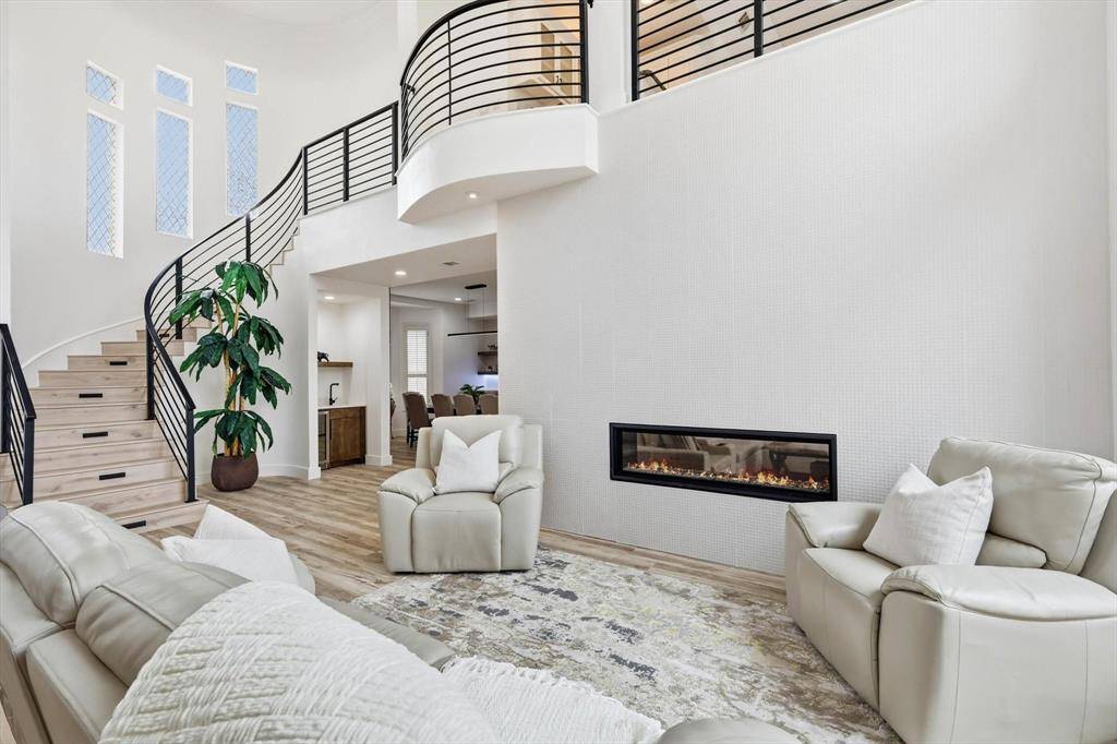 2013 Breaker Lane, Flower Mound, TX 75022