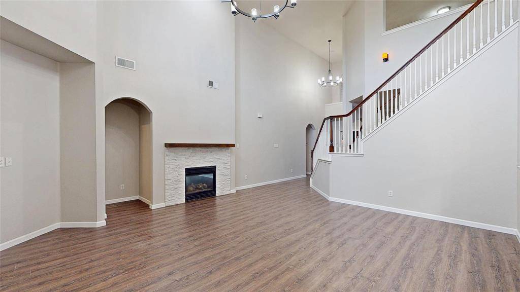 10444 Stoneside Trail, Fort Worth, TX 76244