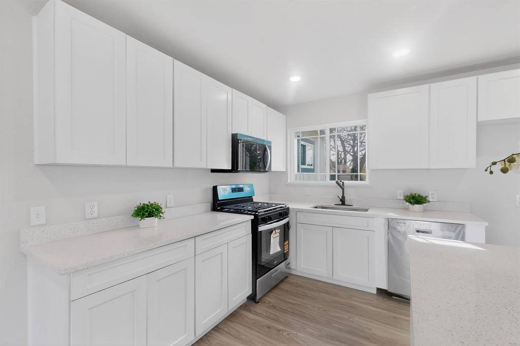 4540 Western Oaks Drive, Dallas, TX 75211