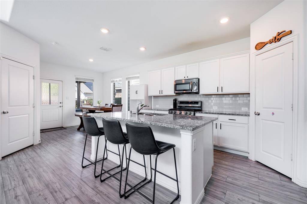 5418 Riverwalk Parkway, Garland, TX 75040