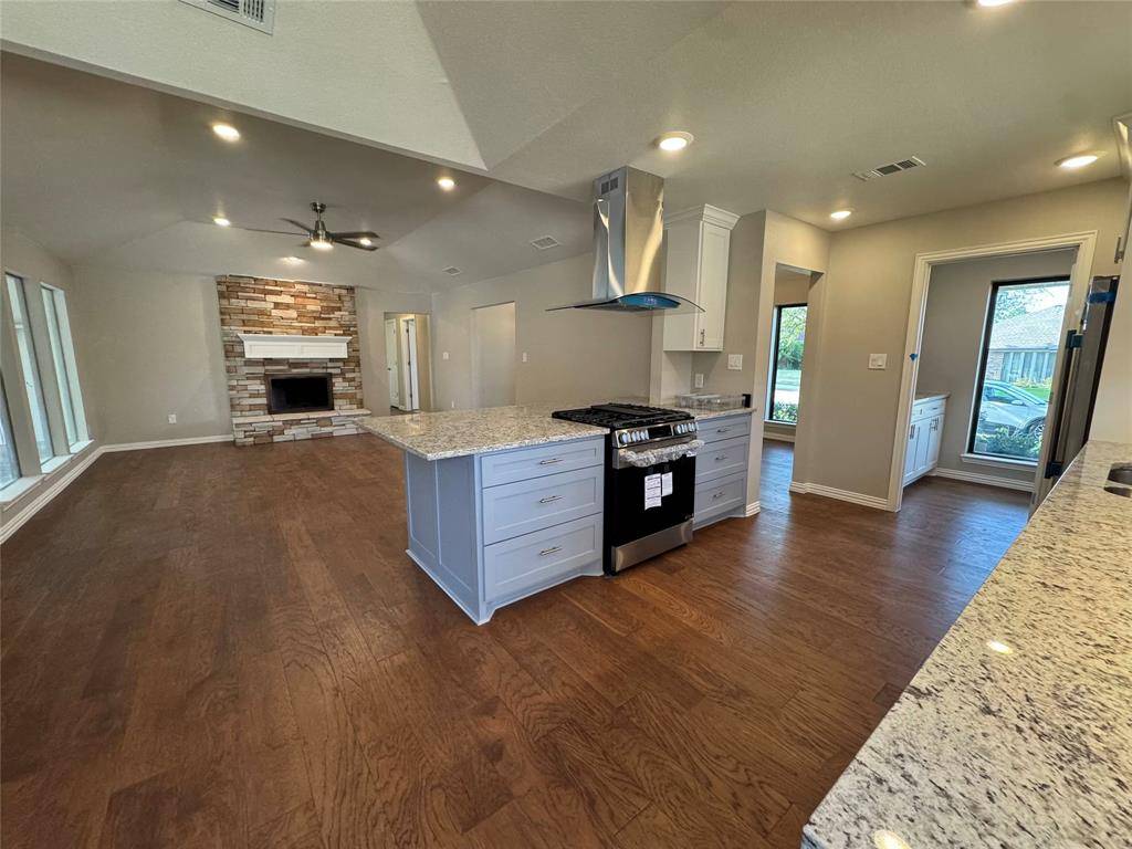 1930 Westminster Drive, Carrollton, TX 75007