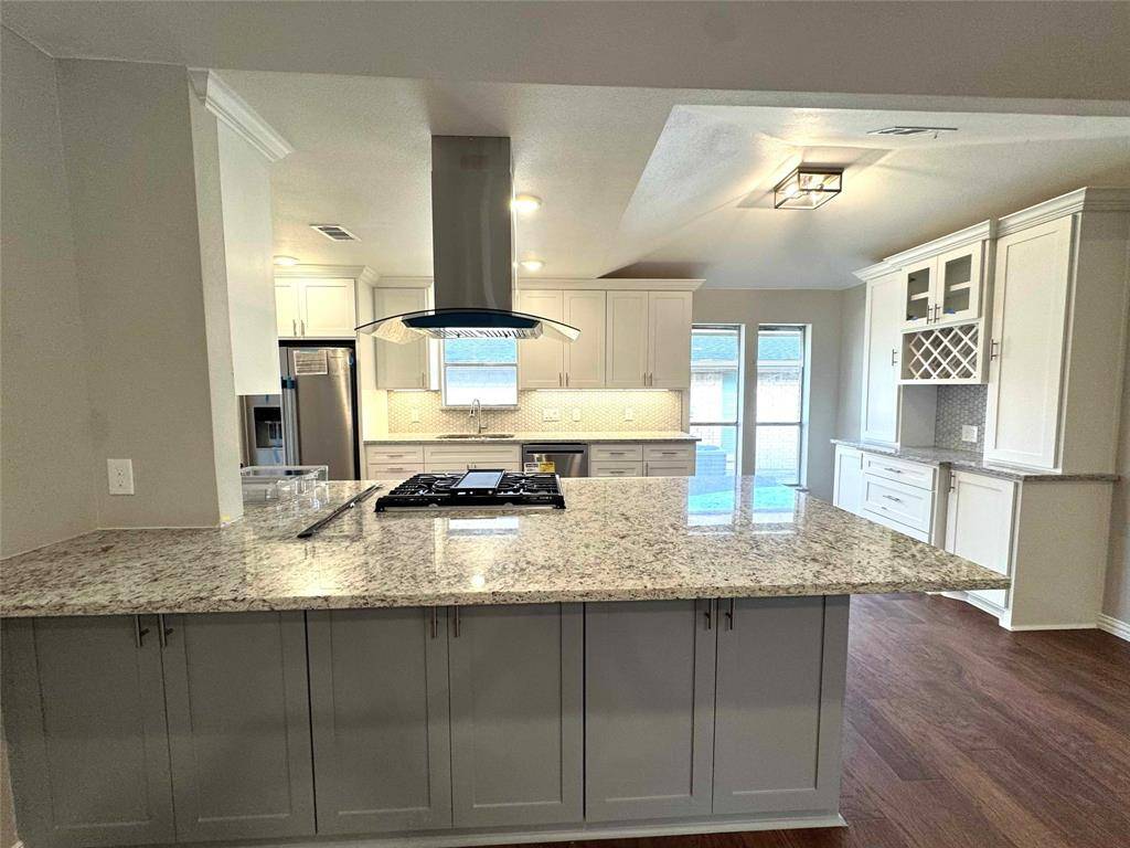 1930 Westminster Drive, Carrollton, TX 75007