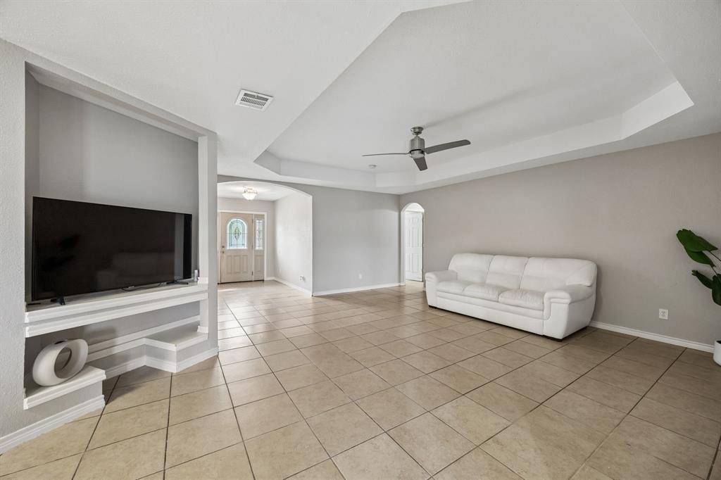 1205 Briarcove Drive, Richardson, TX 75081