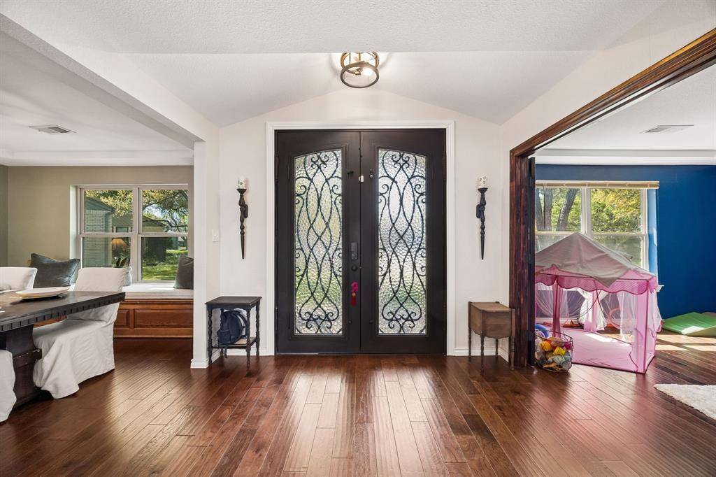 1433 Lincoln Place, Carrollton, TX 75006